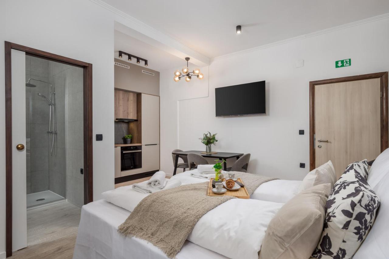 Apartments Diego 리예카 외부 사진